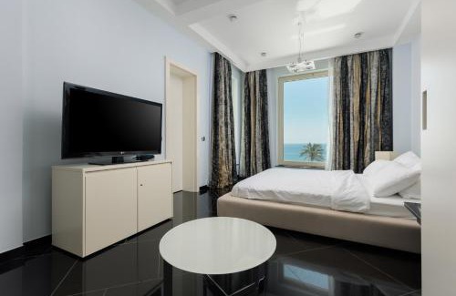 Becici Apartment | Relaxing D - Splendid Spa Resort with Pool Access