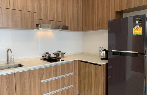 Prampir Makara Apartment | Cozy D'Suites at The Skyline with Pool Access