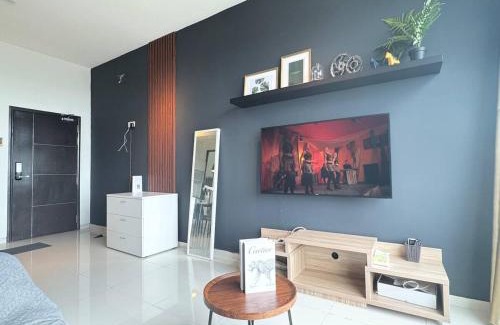 Kempas Apartment | Family-Friendly D'Summit Suite with Pet Amenities