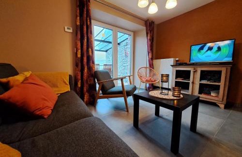 Nadrin House | Explore D'un coin à l'autre: Family-Friendly Retreat