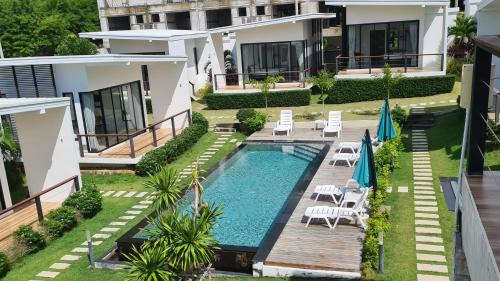 Choeng Mon House | Family-Friendly D-Valley in Koh Samui with Pool Access
