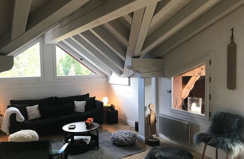 Prapoutel Apartment | Spacious D304: Family-Friendly Getaway with Kitchen Access