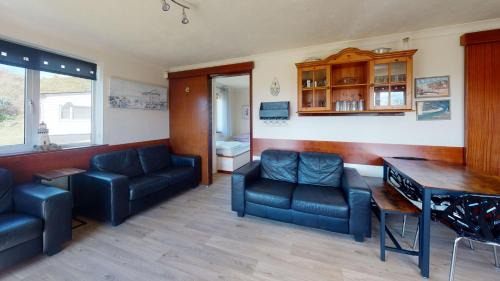 Hayle House | Explore D53 Bide A Wee: Pet-Friendly Family Retreat