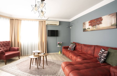 Kabatas Apartment | Bright & Comfortable Suite with Kitchen in Beyoglu
