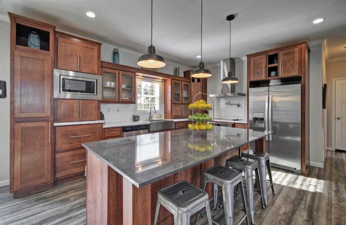 Dripping Springs House | Inviting D6 House: Swim, Hike, Relax with Unique Amenities