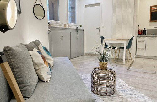 Quartier Hyper-Centre Apartment | Explore The Pradel in Championnet District - City Center Stay