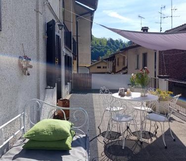 Castagnea Apartment | Pet-Friendly Retreat at DA Anny - Rated 8/10 by Guests