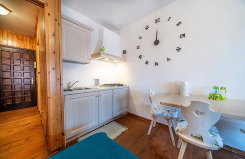 Tarvisio Apartment | Cozy Da Crispe Studio Near Golf Club with Breakfast Included