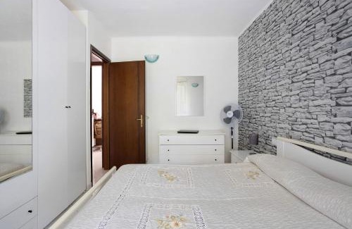Pitelli Apartment | Guest Rated 10/10 at Da Ercolino - Family-Friendly Escape