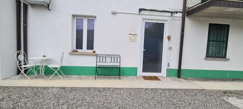 Cernobbio Apartment | Discover Da Ersilia: Guest Rated 9.3 & Pet Friendly