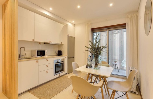 Centro / Baixa Apartment | Discover DA'Home - Marquês Unique Terraza with Family-Friendly Amenities