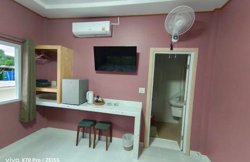 Nong Thale Bed & Breakfast | Discover Da-Kanda Boutique: Oceanfront Getaway Awaits