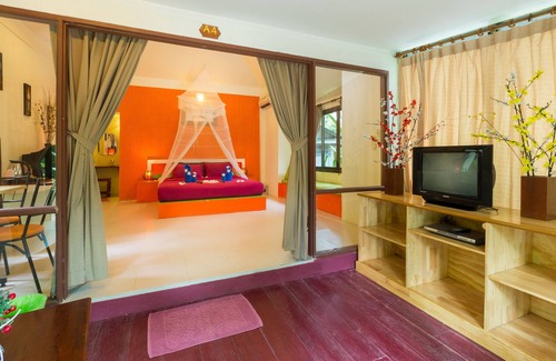 Thong Sala Resort | Relax at Da Kanda Villa Beach Resort with Ocean Views