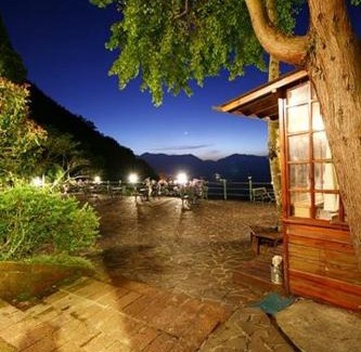 Fuxing District House | Discover Da Kuan Peach Farm Resort: Pet-Friendly Retreat