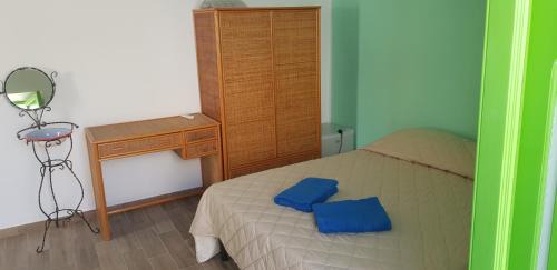 San Vincenzo House | Family-Friendly Comfort at Da Luciano with Breakfast Included