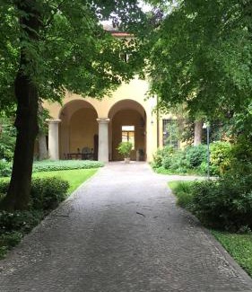 Cremona Apartment | Unforgettable Family Getaway at da Luigi New - 4-Star Retreat