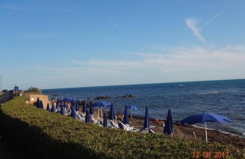 Santa Marinella Apartment | Discover Da Marinella: Guest Rated 10/10, Family-Friendly Stay
