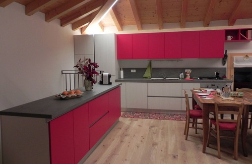 Col San Martino House | Discover da Meri: Top-Rated Apartment with Family Amenities