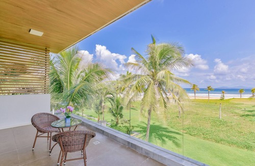 Ngu Hanh Son Villa | Beachfront 7BR Villa for Unforgettable Getaways