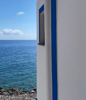Filicudi Porto Bed & Breakfast | Discover Da Nino sul mare: Oceanfront Escape Awaits