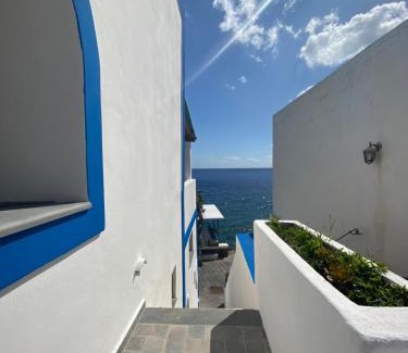 Filicudi Porto Bed & Breakfast | Discover Da Nino sul mare: Oceanfront Escape Awaits