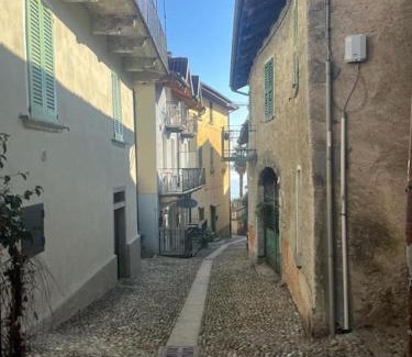Mergozzo House | Kid-Friendly Retreat at Da Nonna Assunta - Rated 9.5/10