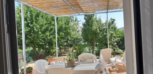 Casamassella House | Cozy Stay at Da Nonna Cosimina with Private Beach Access