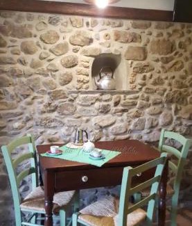 Brugnato Apartment | Highly Rated Da Nonna Mafalda Near 5 Terre with Family Amenities