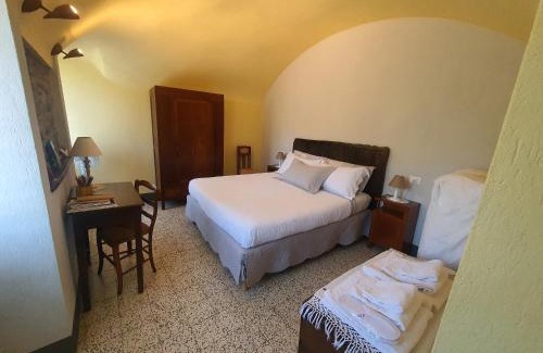 Brugnato Apartment | Highly Rated Da Nonna Mafalda Near 5 Terre with Family Amenities