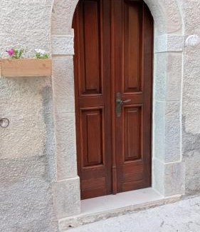 Roccavivara House | Cozy Da Nonna Vienna: Pet-Friendly Family Getaway