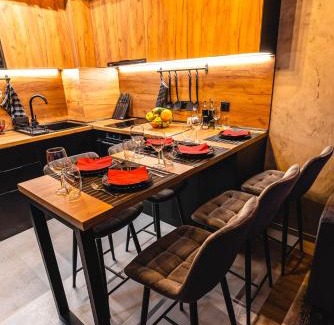 Vratsa Apartment | Exceptional Da Vinci Apartment - Guest Rated 9.9/10