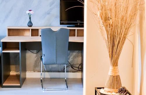 Hafendorf Apartment | Inviting Da Vinci Appartement with Hot Tub & Kid-Friendly Perks