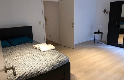 Ypres Apartment | Discover Da Vinci Residence: Family-Friendly Comfort Awaits