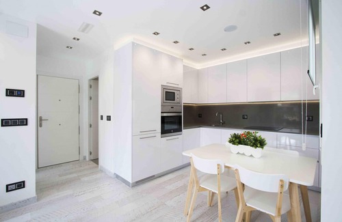 San Sebastian Centro Apartment | Oceanfront Retreat at Da Vinci | Guest Rated 9.6/10