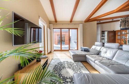Rauna Villa | Dabas Mājas - Your Perfect Getaway with Ocean View