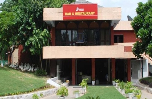 Palwal Hotel | Family-Friendly Getaway at Dabchick Tourist Resort