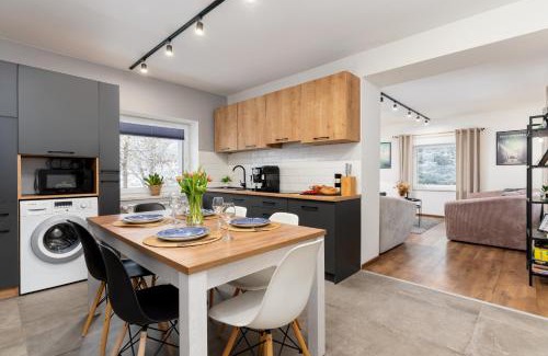 Jelesnia House | Experience Oceanfront Bliss at Dablin 9 - Rated 9.6/10
