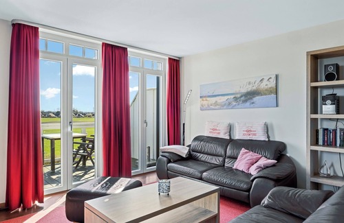 Wremen Apartment | Seaside Retreat with Sauna, Two Balconies & Ocean Views
