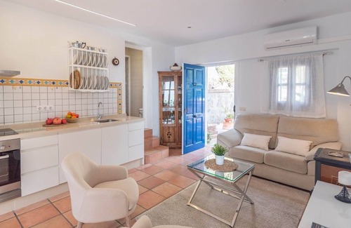 Frigiliana Villa | Exceptional Oceanfront Retreat at Dachita Frigiliana