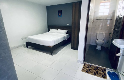Nyeri County Hotel | Budget-Friendly Dad's Place with Family Amenities & Dining
