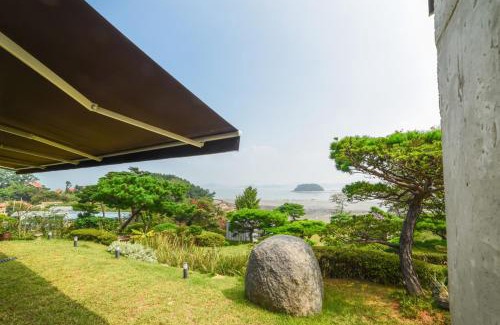 Suwon House | Relaxing Family Retreat at Daebudo Seonjae 465