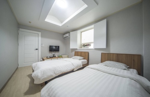Seongnae-dong House | Discover Gyeong's Hostel: Ideal Guest House for Expats