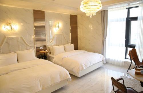 Seongnae-dong Hotel | Indulge at Daegu February Hotel Dongseongro with Ocean Views
