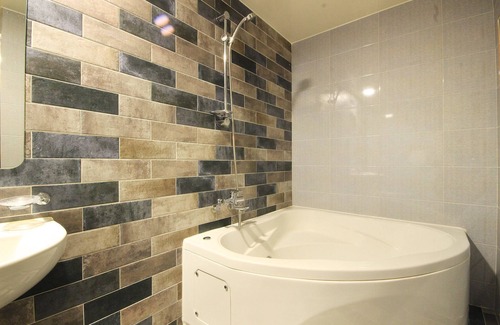 Hollim Hotel | Eco-Friendly Getaway at Daegu Seongseo Hotel IF