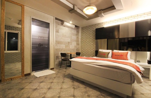 Hollim Hotel | Eco-Friendly Getaway at Daegu Seongseo Hotel IF