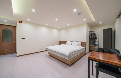 Jung-gu Hotel | Eco-Friendly Comfort at Daejeon Daeheung Hotel Danbam