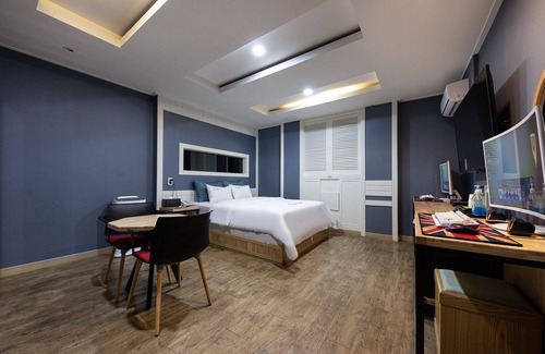 Daedeok-gu Hotel | Ideal Family Stay at Daejeon Jungri Castle with Breakfast