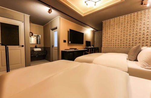 Daedeok-gu Hotel | Experience Daejeon Jungri Hotel Art Bin with Eco-Friendly Comfort