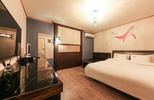 Daedeok-gu Hotel | Eco-Friendly Comfort at Daejeon Sintanjin Blue Hotel
