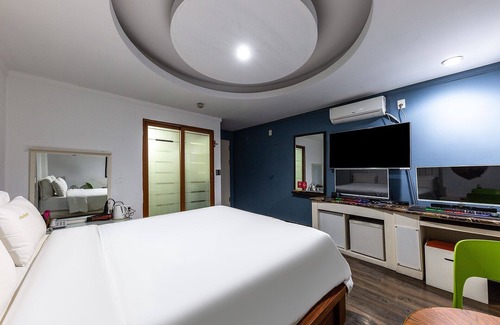 Dong-gu Hotel | Eco-Friendly Stay at Daejeon Yongjeon Savoy Hotel
